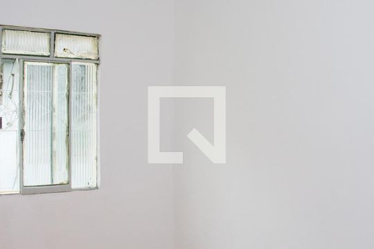 Quarto 01 de casa de condomínio para alugar com 2 quartos, 50m² em Encantado, Rio de Janeiro