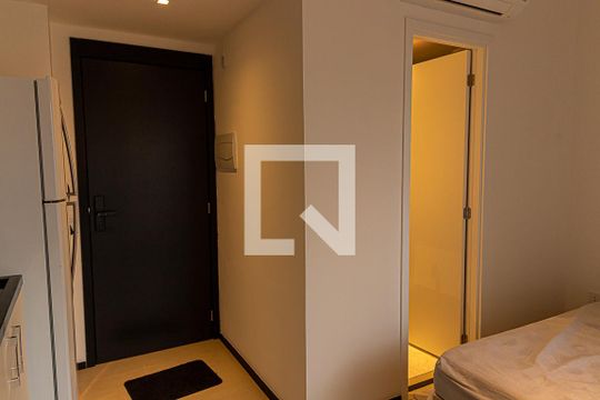 Quarto de kitnet/studio à venda com 1 quarto, 24m² em Consolação, São Paulo
