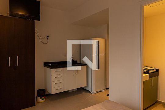 Cozinha de kitnet/studio à venda com 1 quarto, 24m² em Consolação, São Paulo