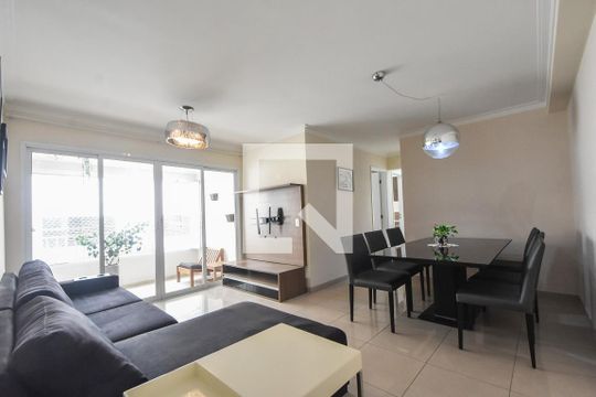 Apartamento para alugar com 3 quartos, 96m² em Vila Cordeiro, São Paulo