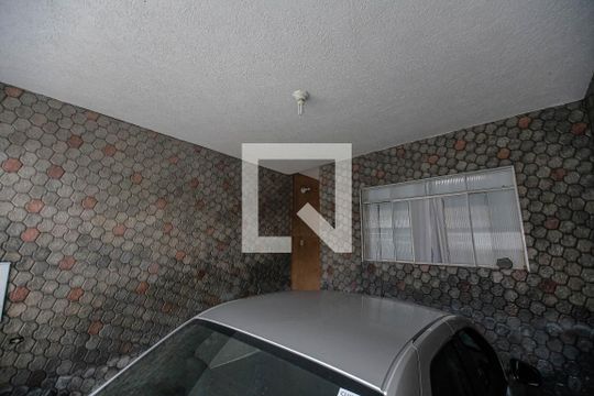 Garagem de casa para alugar com 3 quartos, 200m² em Jardim Sapopemba, São Paulo