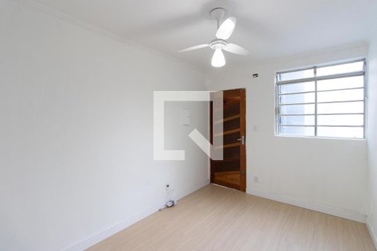 Apartamento para alugar com 2 quartos, 50m² em Conjunto Habitacional Jova Rural, São Paulo