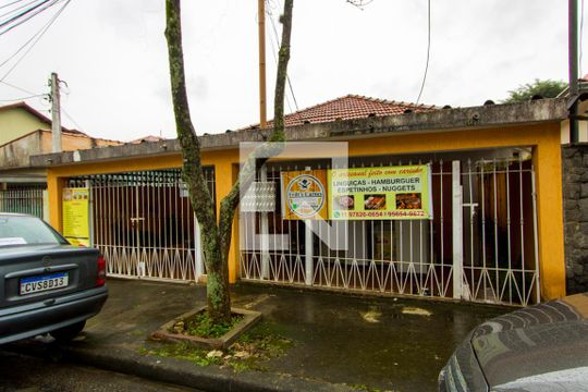 Fachada de casa à venda com 2 quartos, 144m² em Vila America, Santo André
