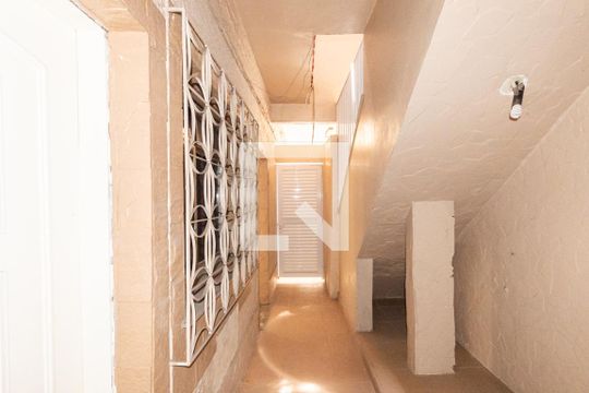 Hall de entrada de casa para alugar com 2 quartos, 95m² em Maracanã, Rio de Janeiro