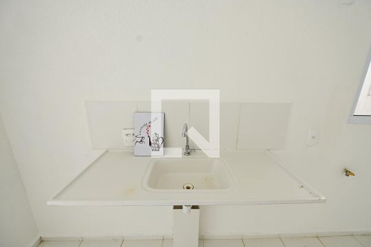Cozinha de apartamento para alugar com 2 quartos, 46m² em Góia, Goiânia