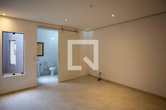 Quarto Suíte de casa à venda com 6 quartos, 385m² em Centro, Diadema