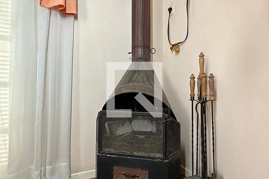Lareira de casa para alugar com 2 quartos, 180m² em Santa Teresa, São Leopoldo
