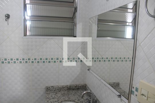 Banheiro  de apartamento para alugar com 1 quarto, 60m² em Centro, Guarulhos