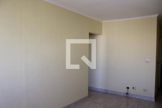 Sala  de apartamento para alugar com 1 quarto, 60m² em Centro, Guarulhos