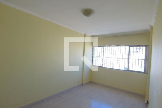 Sala  de apartamento para alugar com 1 quarto, 60m² em Centro, Guarulhos