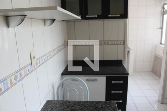Cozinha de apartamento para alugar com 1 quarto, 60m² em Centro, Guarulhos