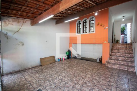 Garagem de casa à venda com 2 quartos, 160m² em Cidade das Flores, Osasco