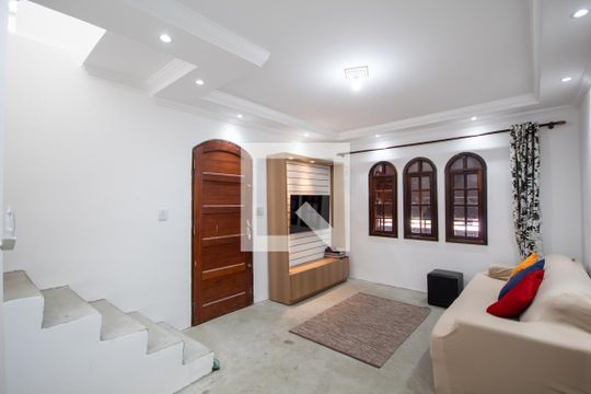 Casa à venda com 2 quartos, 160m² em Cidade das Flores, Osasco