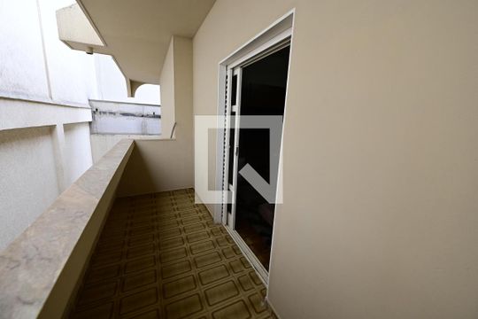 Quarto 5 de casa para alugar com 6 quartos, 503m² em Setor Bueno, Goiânia