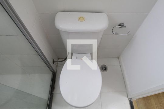 banheiro de apartamento para alugar com 2 quartos, 48m² em Anil, Rio de Janeiro