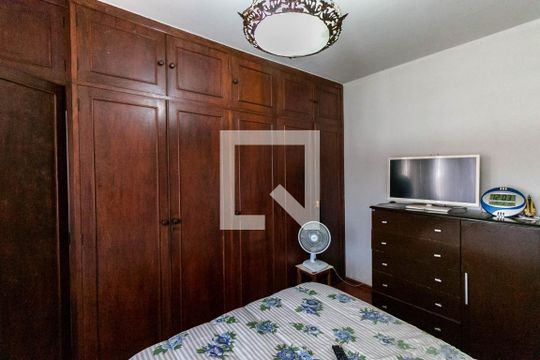 Quarto Suíte de casa à venda com 4 quartos, 710m² em Padre Eustáquio, Belo Horizonte