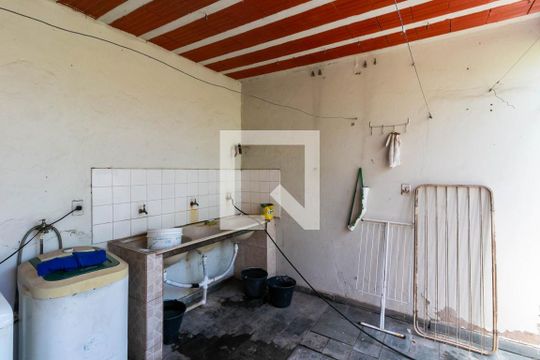 Área de Serviço de casa à venda com 4 quartos, 710m² em Padre Eustáquio, Belo Horizonte