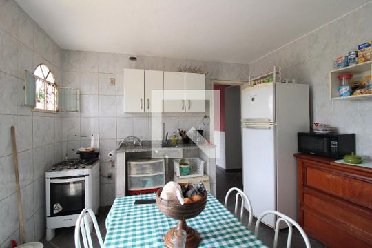 Casa 2 Fundos - Cozinha de casa de condomínio à venda com 5 quartos, 400m² em Anil, Rio de Janeiro