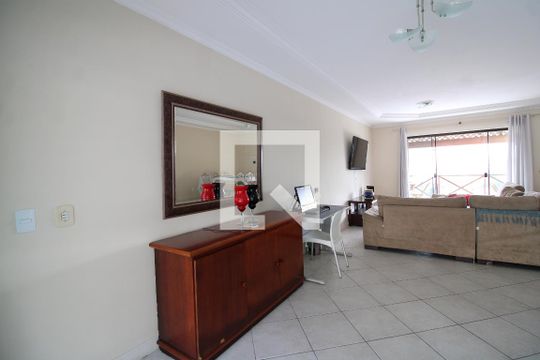 Sala de casa de condomínio à venda com 5 quartos, 400m² em Anil, Rio de Janeiro