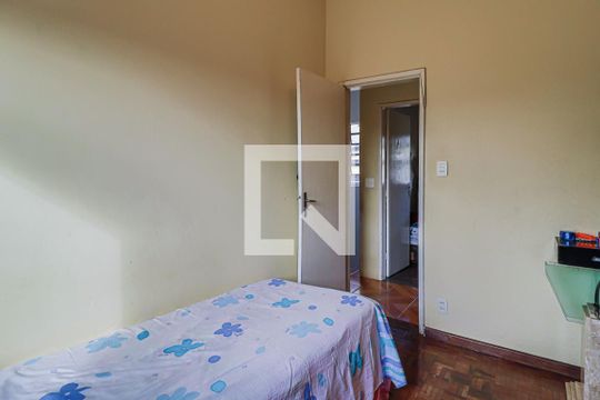 Quarto 1 de casa à venda com 6 quartos, 240m² em Aparecida, Belo Horizonte