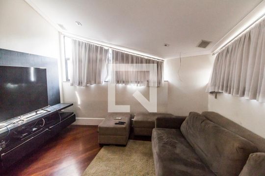 Sala de casa de condomínio à venda com 4 quartos, 800m² em Residencial Dez (Alphaville), Santana de Parnaíba