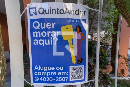 Fachada de apartamento para alugar com 3 quartos, 120m² em Laranjeiras, Rio de Janeiro