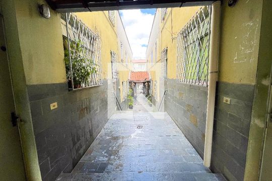 Hall de entrada de apartamento para alugar com 2 quartos, 53m² em Eldorado, Contagem