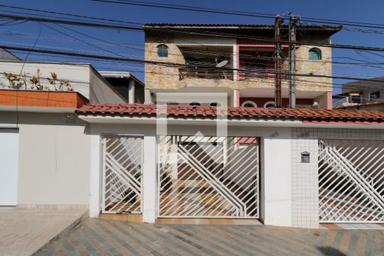 Casa à venda com 3 quartos, 300m² em Vila Humaitá, Santo André