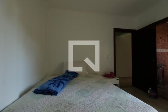 Suite 2 de casa à venda com 3 quartos, 300m² em Vila Humaitá, Santo André