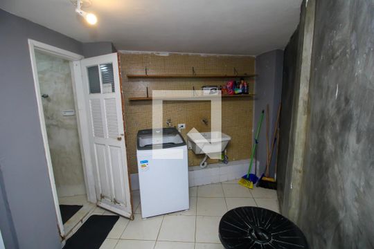 Área de Serviço de casa para alugar com 4 quartos, 300m² em Santa Teresa, Rio de Janeiro