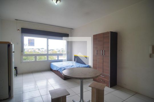 Sala/Quarto de kitnet/studio à venda com 1 quarto, 30m² em Centro, São Leopoldo