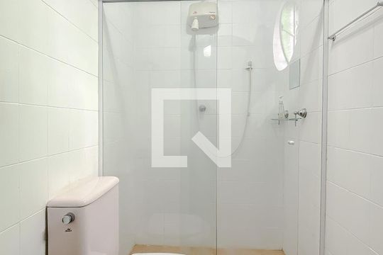 Banheiro da Suíte 1 de casa para alugar com 2 quartos, 90m² em Mooca, São Paulo