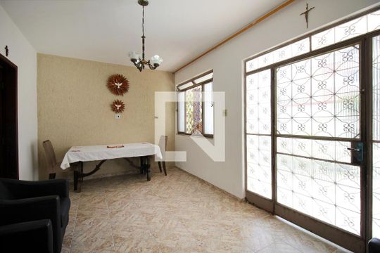 Casa à venda com 4 quartos, 360m² em Santa Ines, Belo Horizonte
