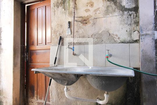 Lavanderia de casa à venda com 4 quartos, 360m² em Santa Ines, Belo Horizonte