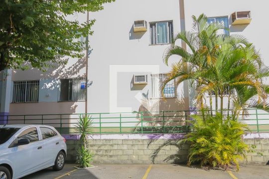 Fachada de apartamento à venda com 2 quartos, 50m² em Engenho de Dentro, Rio de Janeiro