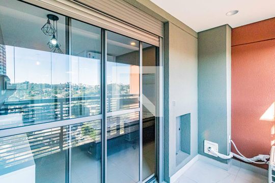 Varanda de kitnet/studio à venda com 1 quarto, 30m² em Butantã, São Paulo