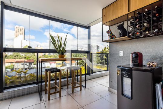 Varanda de apartamento à venda com 1 quarto, 59m² em Pinheiros, São Paulo