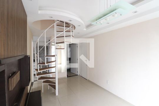 Sala de apartamento para alugar com 2 quartos, 100m² em Galo Branco, São Gonçalo