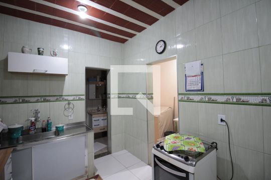 Cozinha de casa à venda com 3 quartos, 88m² em Rio Branco, Belo Horizonte
