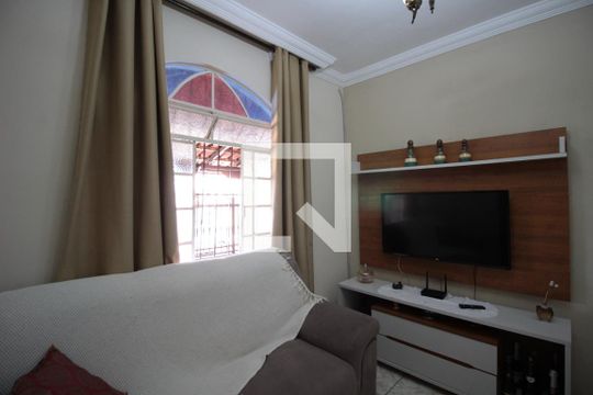 Sala de casa à venda com 3 quartos, 88m² em Rio Branco, Belo Horizonte