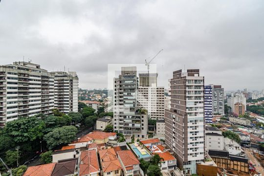 Vista de apartamento à venda com 1 quarto, 29m² em Sumaré, São Paulo