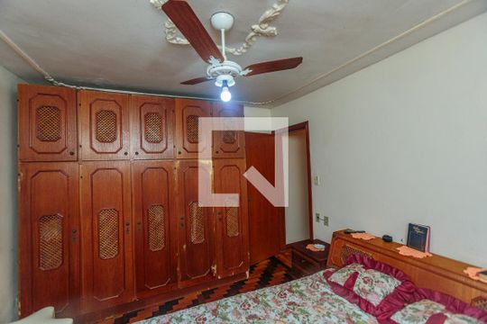 Quarto 3 de casa à venda com 5 quartos, 217m² em Nonoai, Porto Alegre