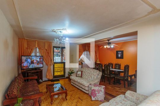 Sala  de casa à venda com 5 quartos, 217m² em Nonoai, Porto Alegre