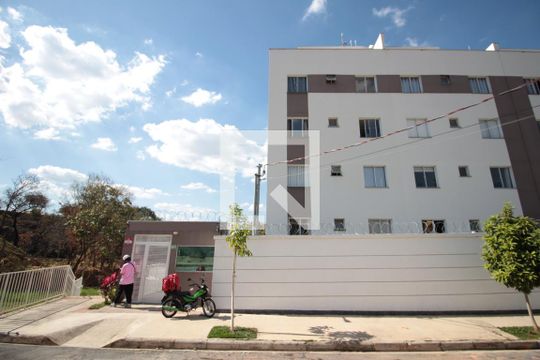 Fachada de apartamento para alugar com 2 quartos, 49m² em Planalto, Belo Horizonte