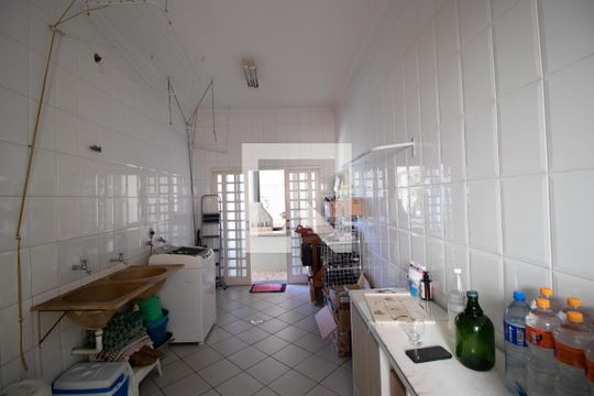 Área de Serviço de casa de condomínio à venda com 6 quartos, 298m² em Loteamento Caminhos de San Conrado, Campinas