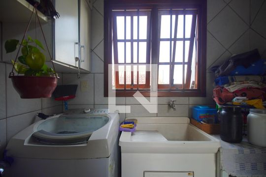 Área de Serviço de casa à venda com 4 quartos, 270m² em Jardim Maua, Novo Hamburgo