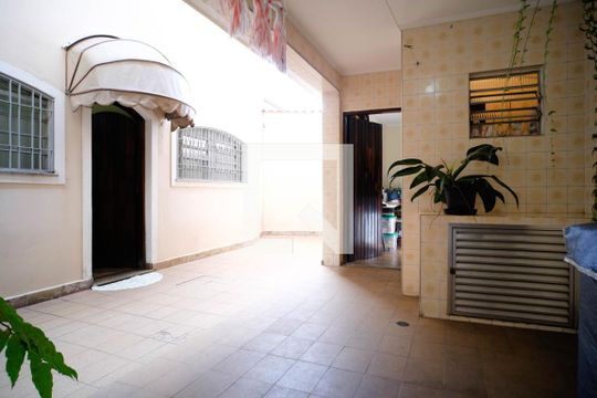 Lavanderia de casa à venda com 3 quartos, 194m² em Jardim Brasilia (zona Leste), São Paulo