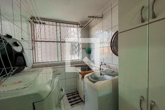 Área de Serviço de apartamento para alugar com 3 quartos, 70m² em Jardim Planalto, Goiânia