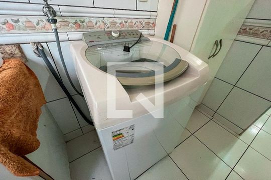 Detalhe da area de serviço de apartamento para alugar com 3 quartos, 70m² em Jardim Planalto, Goiânia