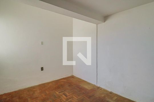 Quarto  de kitnet/studio para alugar com 1 quarto, 30m² em Cachoeirinha, Belo Horizonte